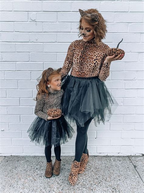 Mommy & Me Halloween Costume Ideas: DIY Leopard Costumes | Daughter ...