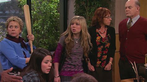 Family Tree Icarly ICarly Revival Reveals Premiere Date And Set Photos