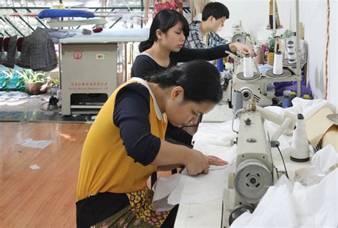 江西南昌县：“手里的缝纫机就是幸福”_央广网