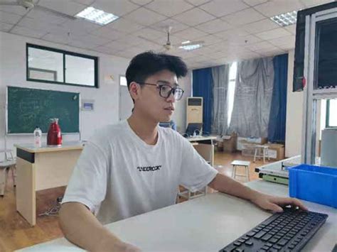 中国大学生程序设计竞赛全国邀请赛（湖南）在我校举办-湘潭大学新闻网