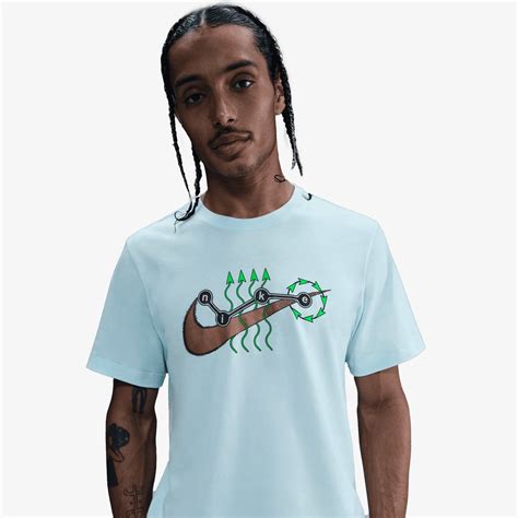 NIKE | SPORTSWEAR T-SHIRT { GLACIER BLUE – Superkicks