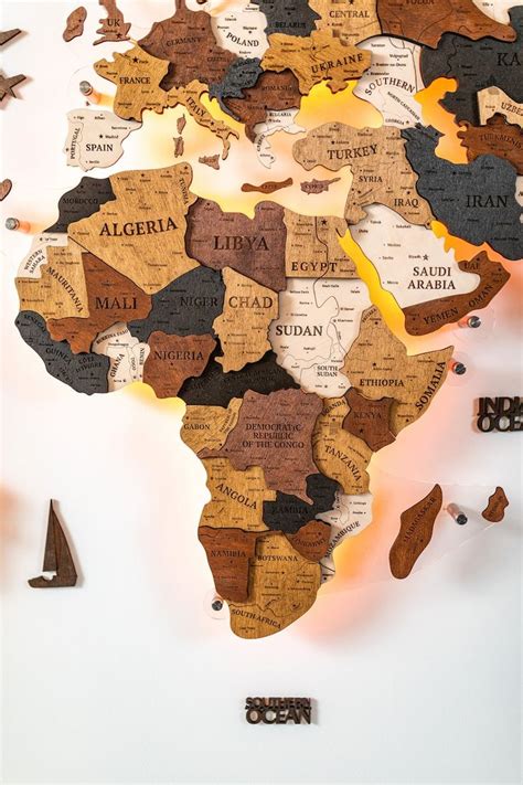 World Map Wall Art 的图像结果