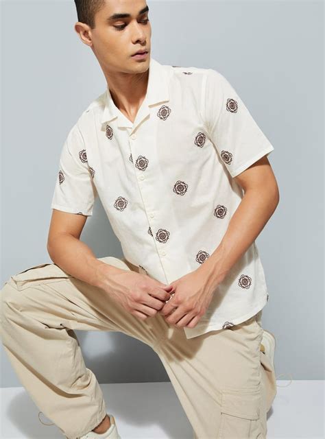 Buy Men Embroidered Regular Fit Resort Shirt Online at just Rs. 1049.0 ...