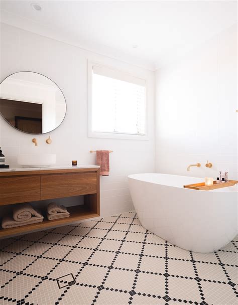Mosaic Bathroom Tiles – Everything You Need To Know – Olde English Tiles™