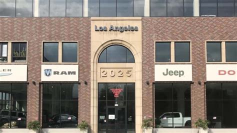 Monrovia Chrysler Dodge Jeep Ram in Los Angeles, CA (2025 S Figueroa St ...