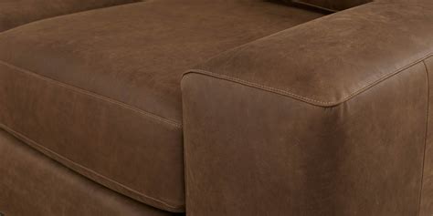 Traditional Leather Sectionals 的图像结果