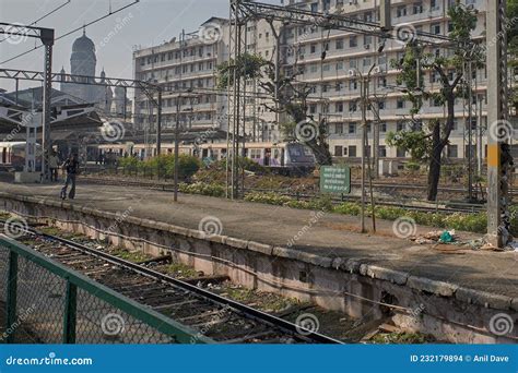 Delhi Local Train 的图像结果