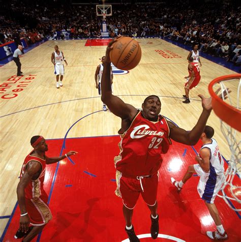 1998 All-NBA First Team contre 2008 All-NBA First Team : Michael Jordan ...