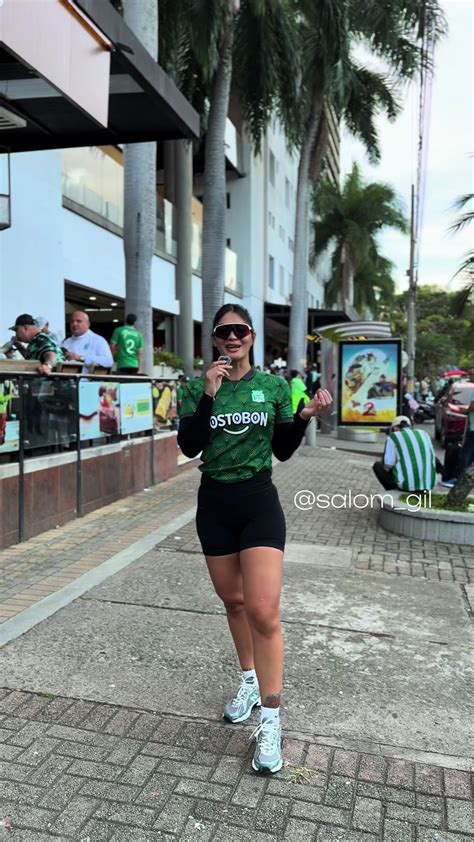 Salome Gil 🌸 (@salome_gill) - Urlebird