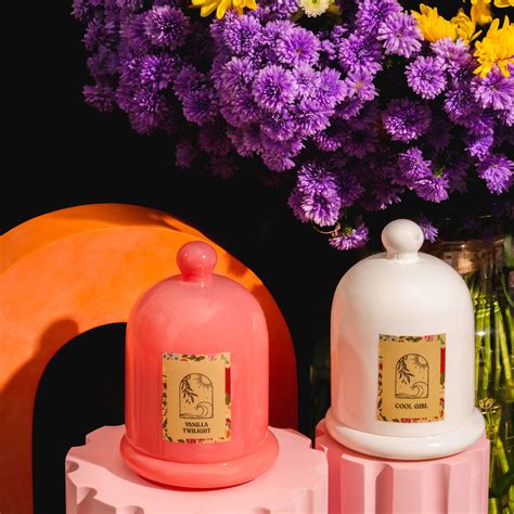 Cool Girl Bell Candle – Le Mill