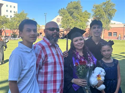 Nunez Family - Walli Cases