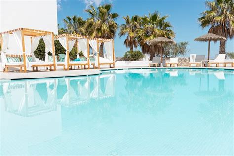 CASA VITAE SUITES (Kamari, Santorini) - Hotel Reviews, Photos, Rate ...