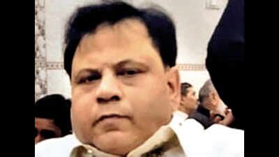 Bodies swapped, kin denied last rites in Delhi | Delhi News - Times of ...