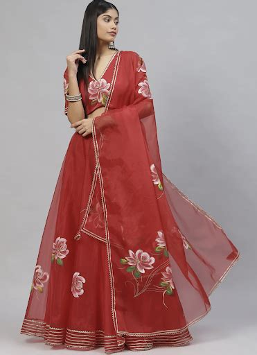 Indian Traditional Outfit Lehenga For this Season – divena world