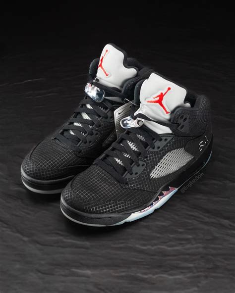Air Jordan 5 "Transformers" Look-See Sample | SneakerNews.com