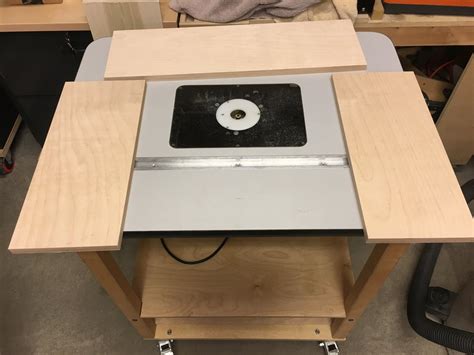 How to Install a Router Under a Router Table 的图像结果