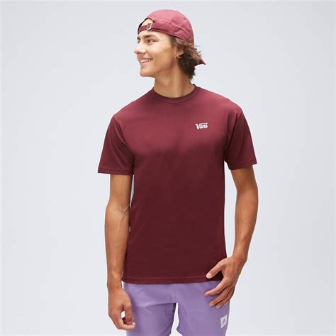 VANS T-SHIRT MINI SCRIPT-B (VN0A7Y3SBRG1) bordowy | Męskie Koszulki ...