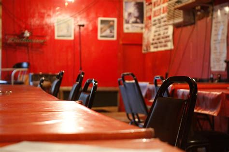 A Travel Writer’s Guide to the Best Bars in Memphis by Forbes | The Vendry