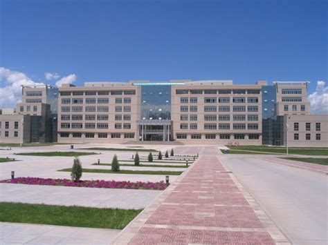计算机系学生在ACM省赛中取得佳绩-学科竞赛-青海大学计算机技术与应用系