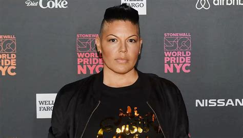 Why Sara Ramirez Got Dropped from 'And Just Like That'? Instagram Call-Out Sparks Controversy ...