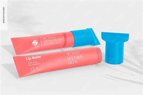 Premium PSD | Lip balm on paper tube mockup, perspective