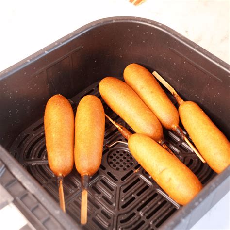 Air Fryer Foster Farms Corn Dogs - Fork To Spoon