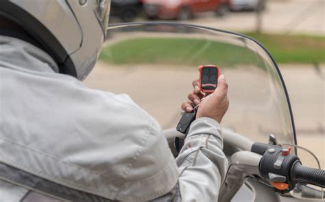 Overhead Door Legacy Programming Remote 的图像结果