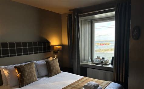 LOCHSIDE HOTEL (Bowmore, Islay) - Hotel Reviews, Photos, Rate ...
