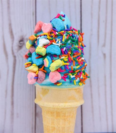 Simons Says Dip This - Durham North Carolina Ice Cream - HappyCow