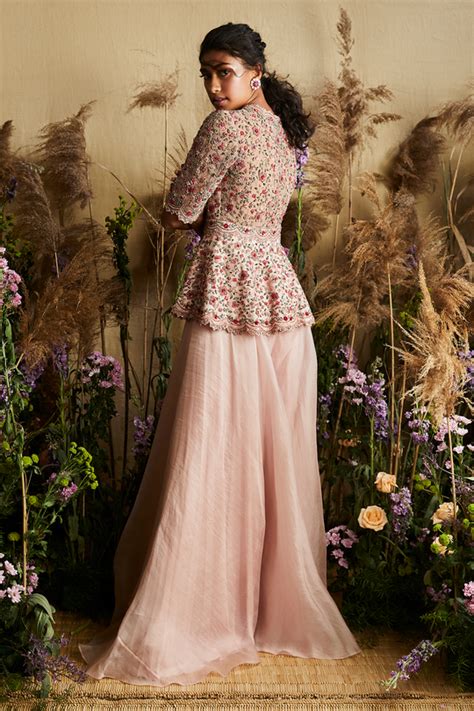 Freesia – Ridhi Mehra