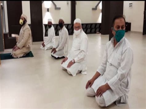 People offer prayers at Eidgah Mosque in Lucknow as places of worship ...