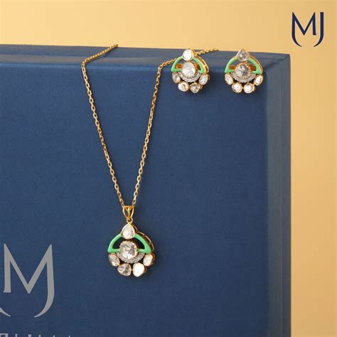 Buy POLKI PENDANT SET Online | POLKI PENDANT SET by Manubhai.