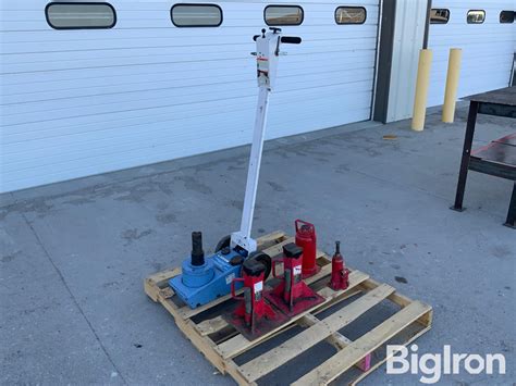 OTC Floor Jack & Jack Stands | Agriculture | BigIron