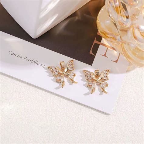 SS 1197 Butterfly 14k gold plated Zircon crystal charm ( 1 pc ) Anti t ...