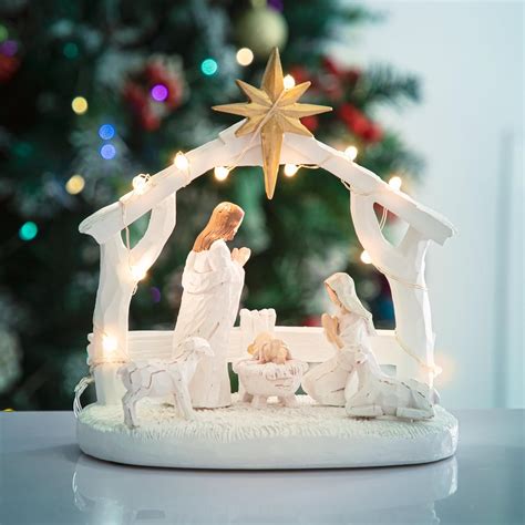 Amazon.com: Hotme Nativity Scene with Lights, Sculpted Hand Painted ...