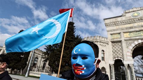 China targets Uighur Muslim imams in Xinjiang crackdown