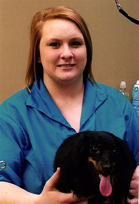 Grooming and Boarding Services | Flora & Wayne Veterinary Clinic