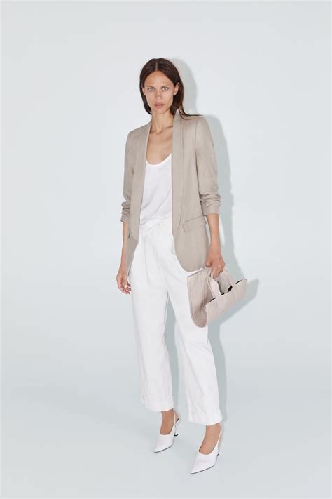 BLAZER LINO BOLSILLOS | Blazer outfits for women, Blazer fashion, Linen ...