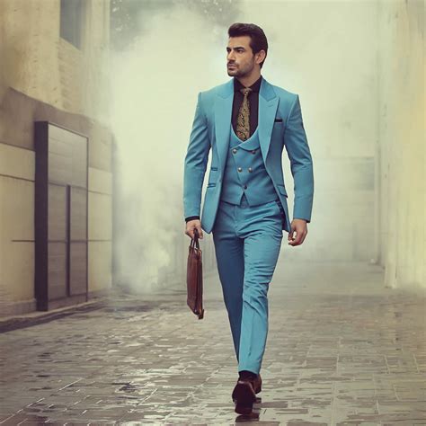 Blue Business Suit 的图像结果