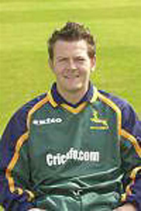 Chris Read ; thumbnail portrait April 2002 | ESPNcricinfo.com