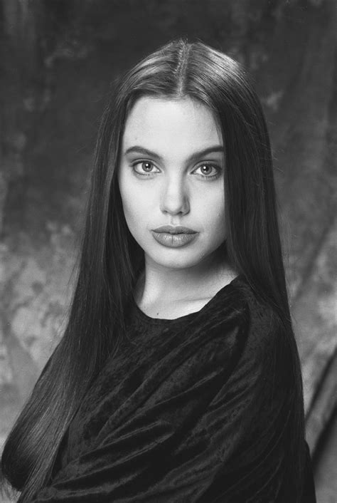Angelina Jolie's High-School Picture, early '90s : r/OldSchoolCool
