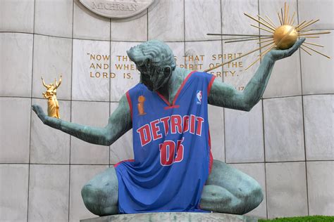 Under new rules, the Spirit of Detroit will be showing a lot less team ...