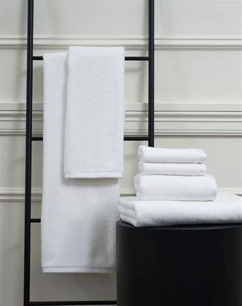 St. Regis bath towels HD Wallpaper Vector Art