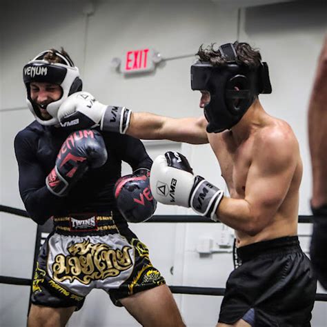 Muay Thai 的图像结果