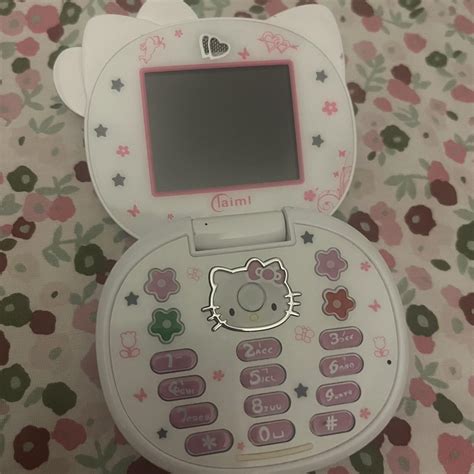 HELLO KITTY FLIP PHONE - UP FOR SALE AGAIN 💗 can be... - Depop