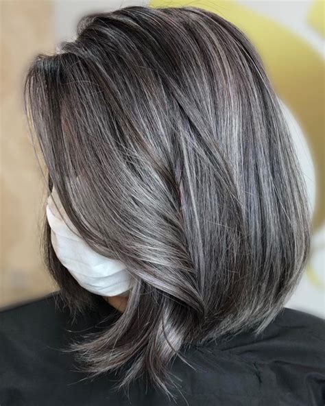 Transitioning to gray hair 101 new ways to go gray in 2023 – Artofit