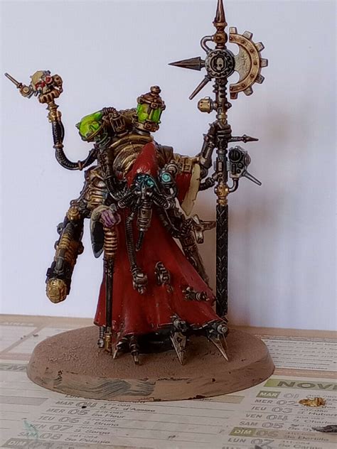 Welp ! I'm finally done painting my Tech-Priest Dominus and Manipulus ...