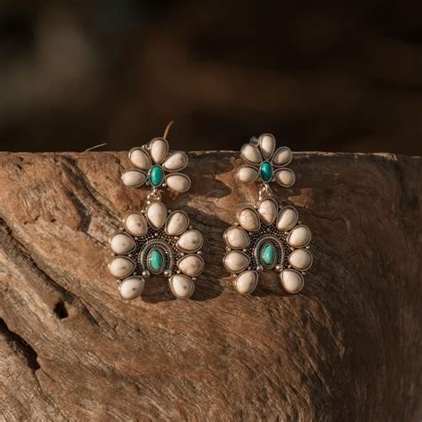 Handcrafted Vintage Western Earrings – Penelope Claire Ponywear