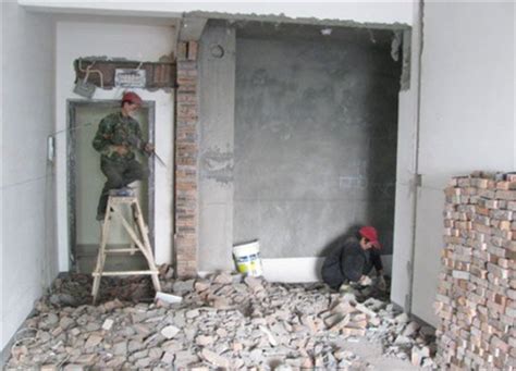 破了一个大洞的墙面如何修复？完工效果令人惊讶_保护