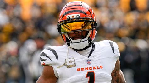 Ja'Marr Chase apologizes after spitting suspension, omits Jalen Ramsey